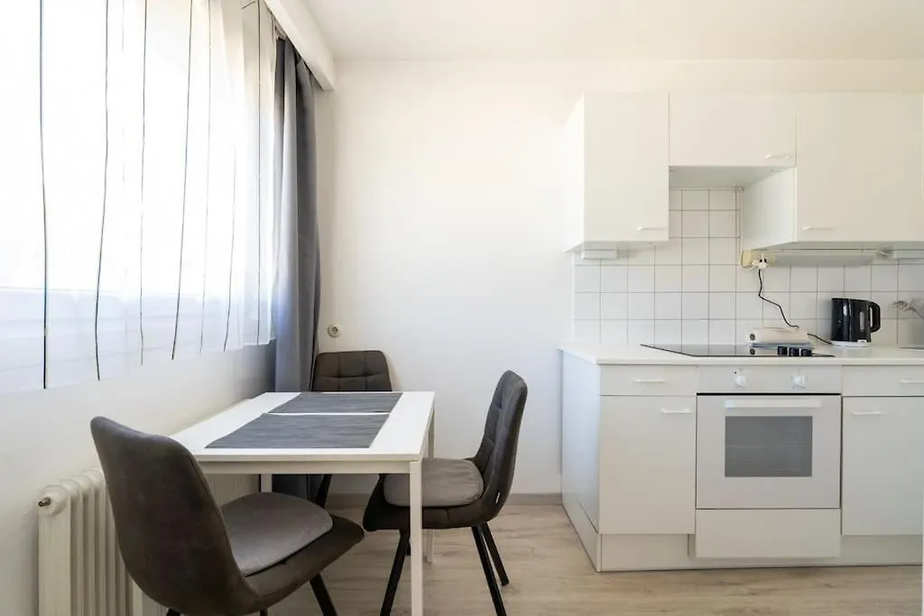 Premium Central Belvedere Apartment Vienna